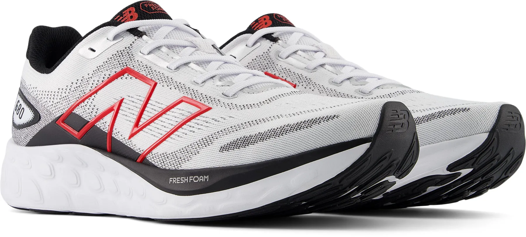Chaussures de course pour hommes 680 V8 (Largeur D)