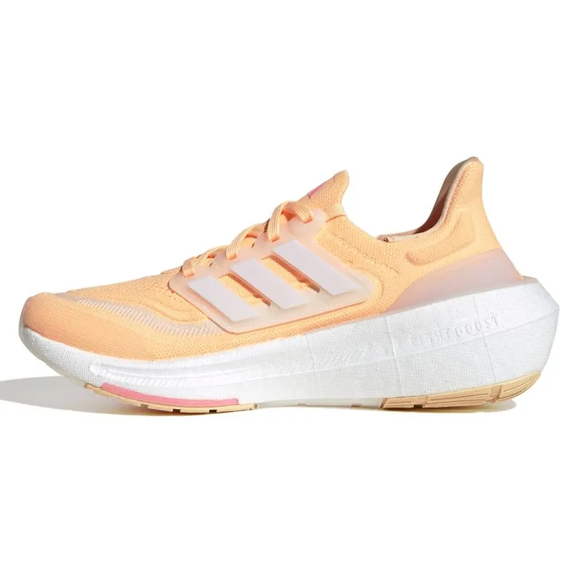Chaussures de course Adidas Ultraboost Light pour femme