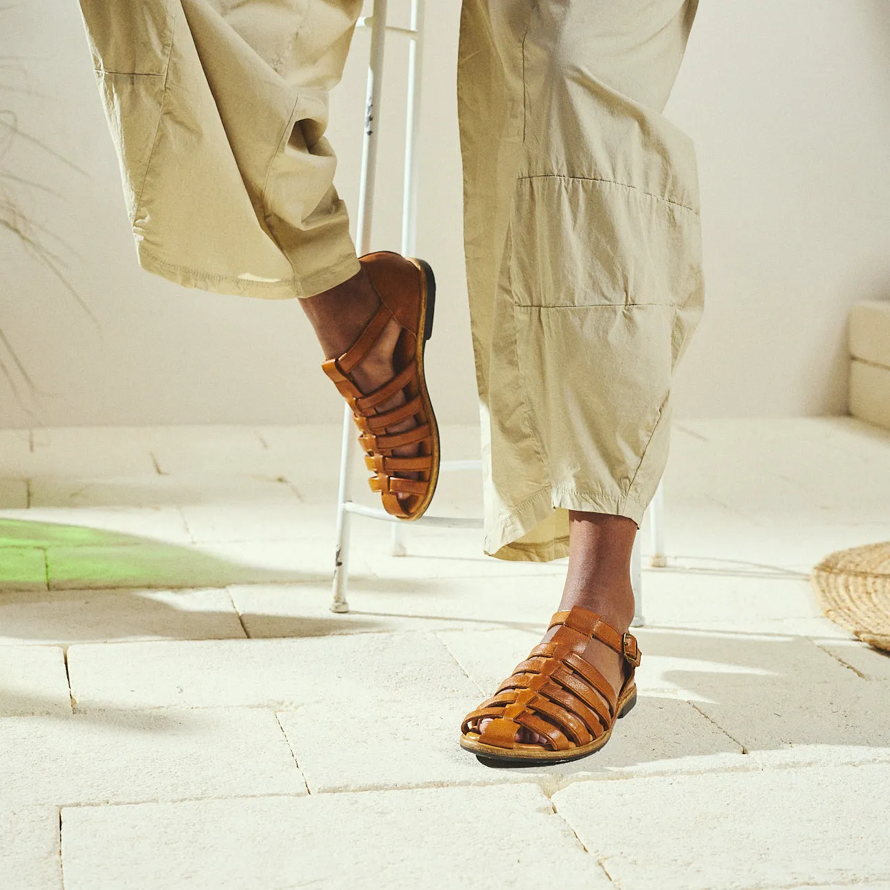 SANDALES TAN ARTEMIDE
