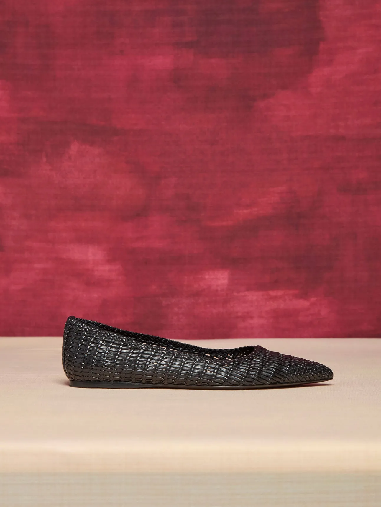 Chaussure plate tressée Aurora en cuir noir