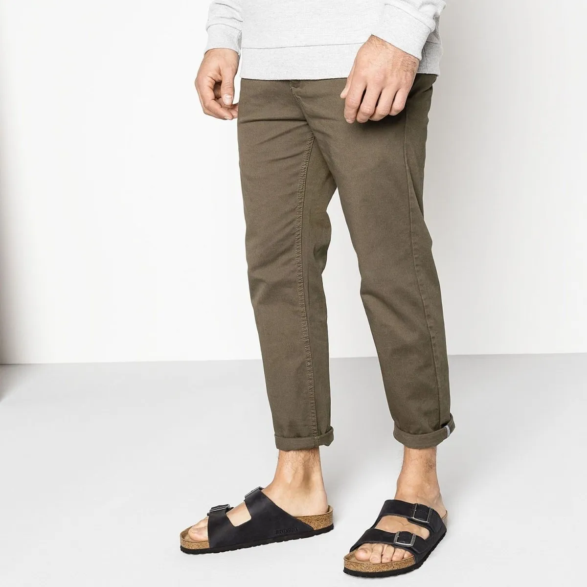 Birkenstock Arizona pour Hommes à Semelle Souple en Cuir Noir Huilé