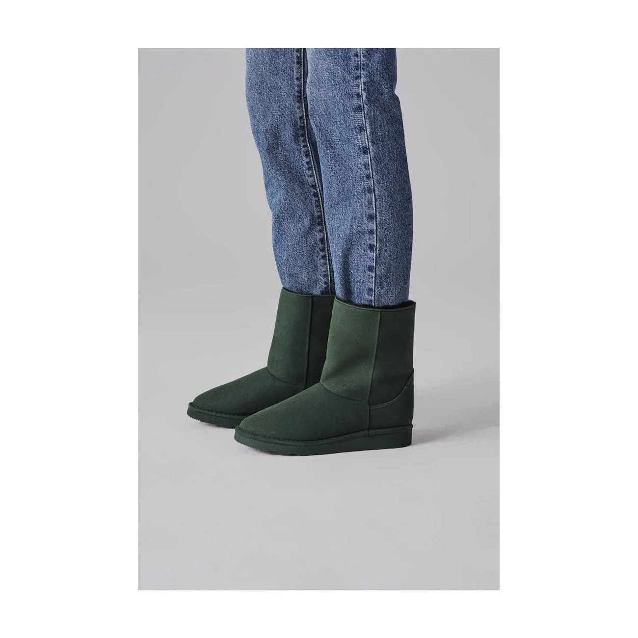 Bottes classiques unisexes en simili-fourrure végane | Plusieurs couleurs
