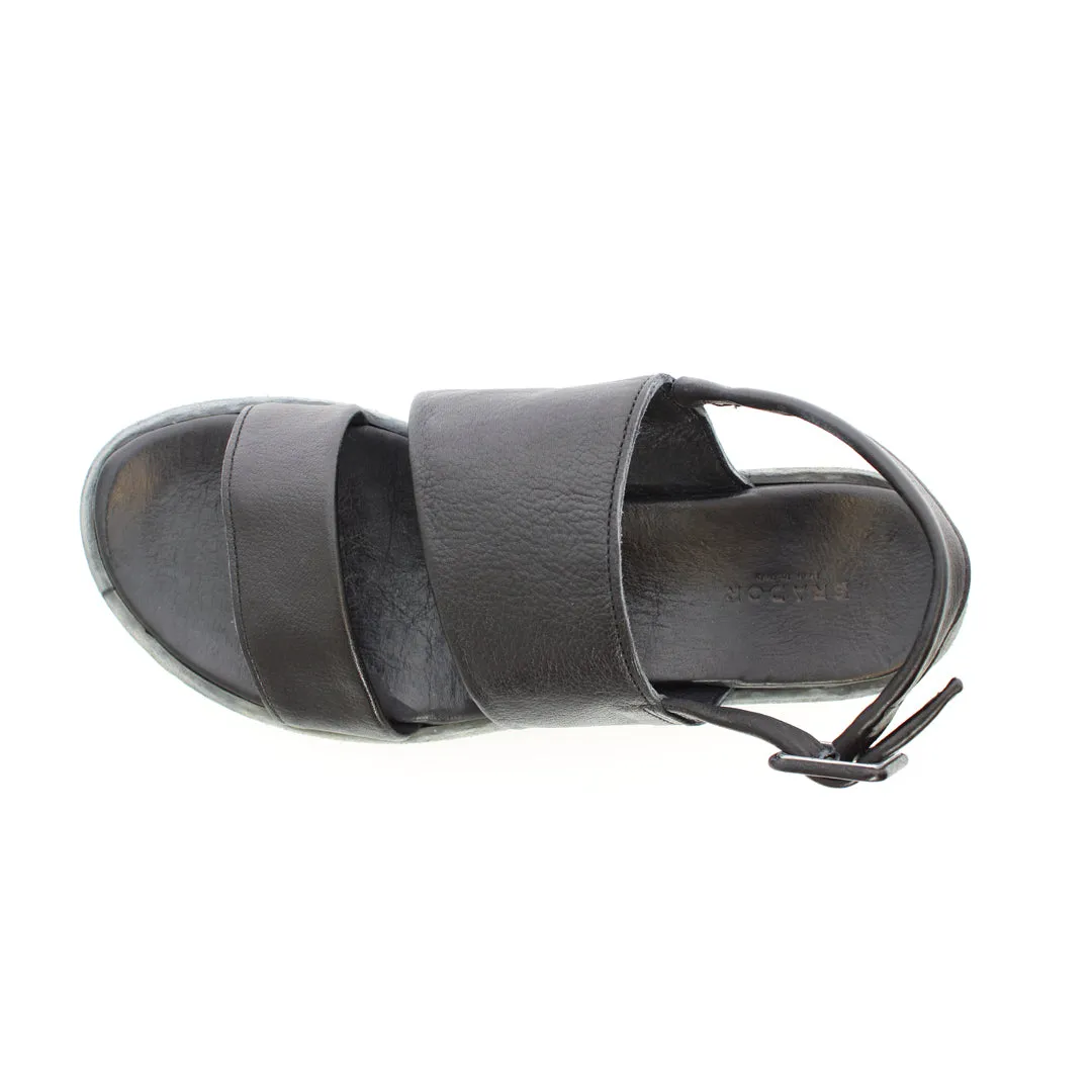 SANDALE NOIRE DES FIDJI