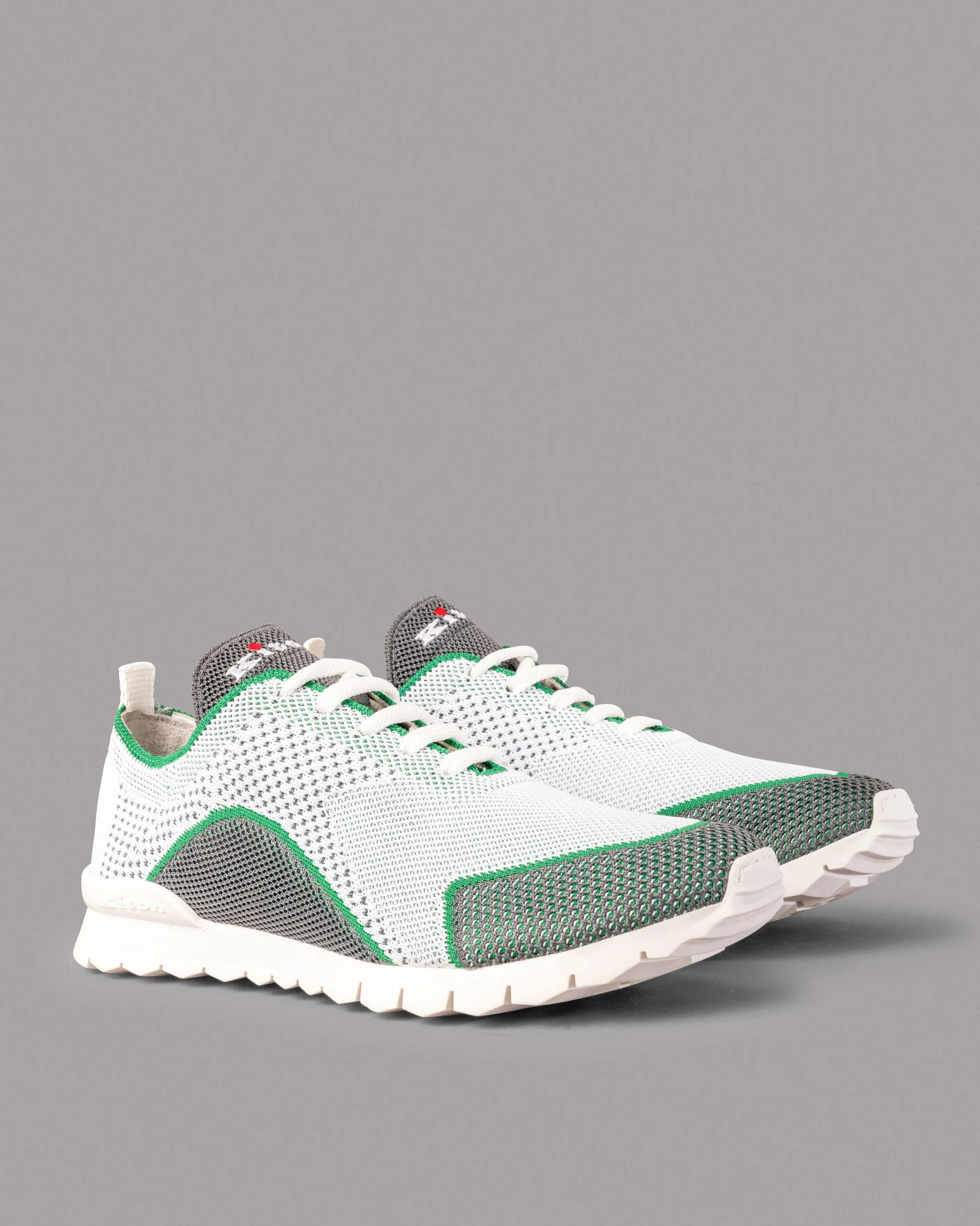 Chaussure de course ajustée