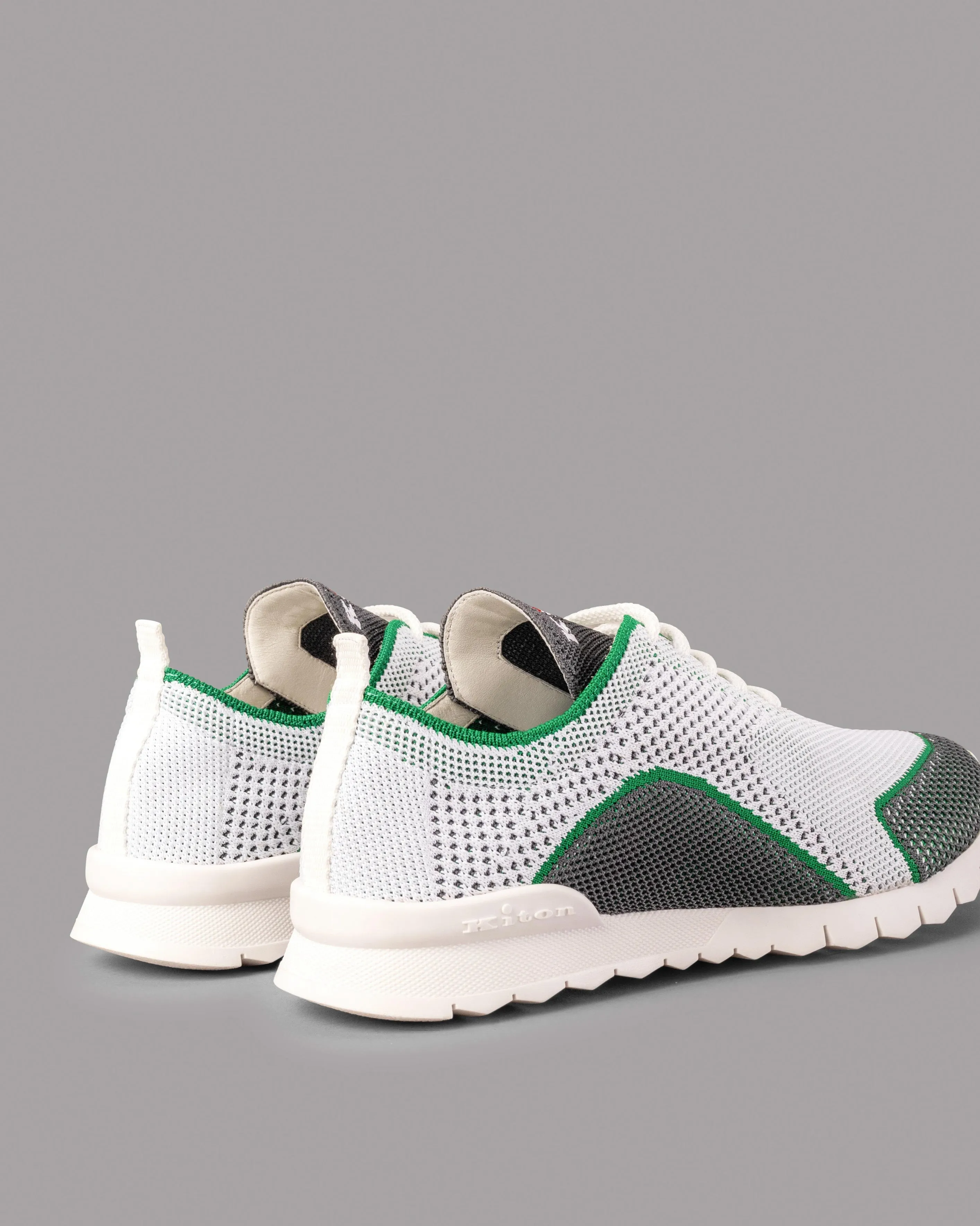 Chaussure de course ajustée