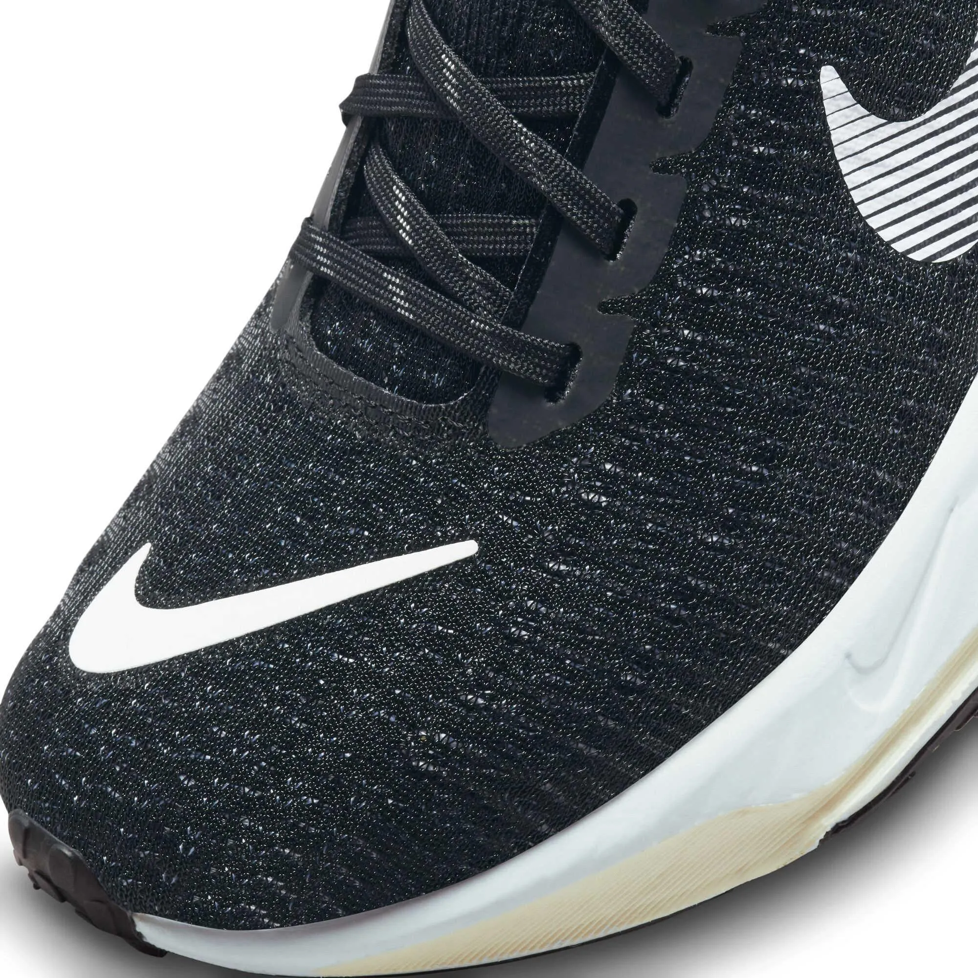Chaussures de course sur route pour femmes Invincible 3