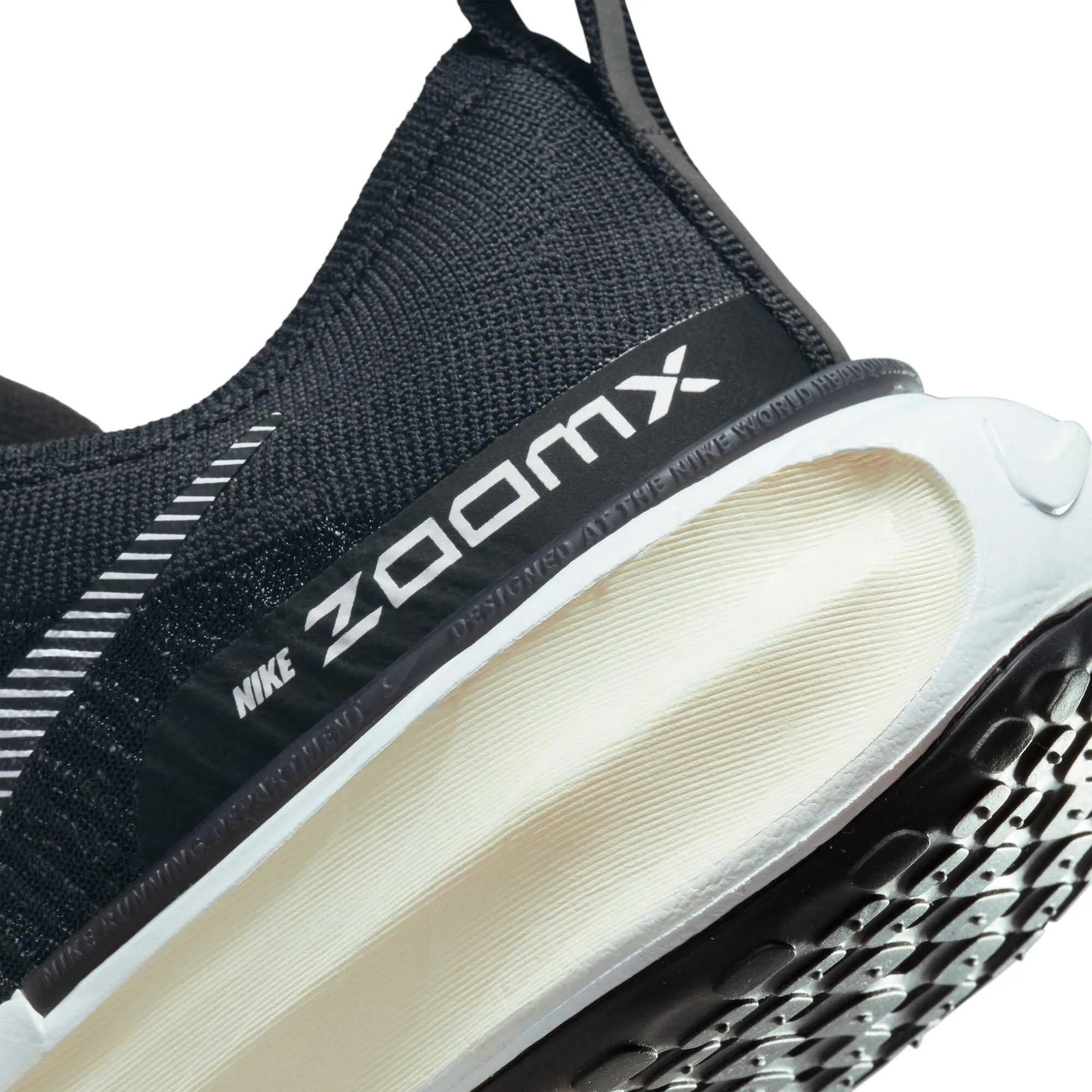 Chaussures de course sur route pour femmes Invincible 3