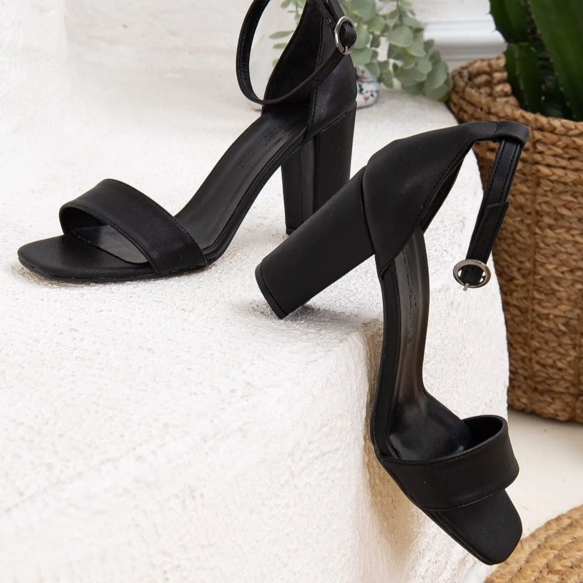 Jess Escarpins Vegan à Bout Ouvert | Noir