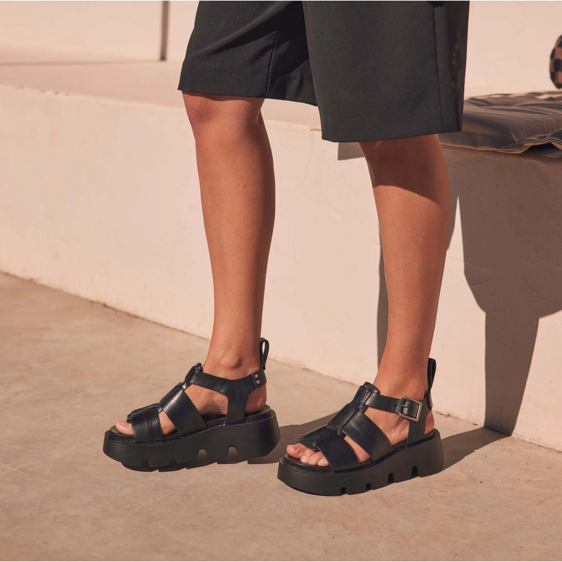 SANDALES PLATEFORME EN CUIR KAILAN