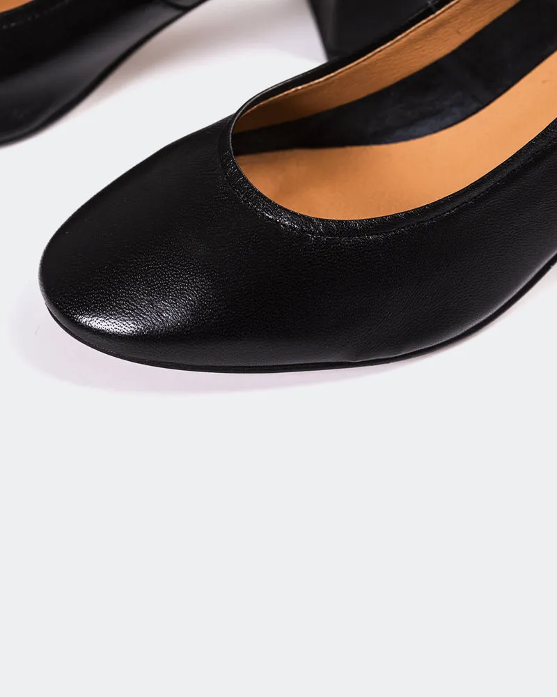 Lisbeth Cuir Noir