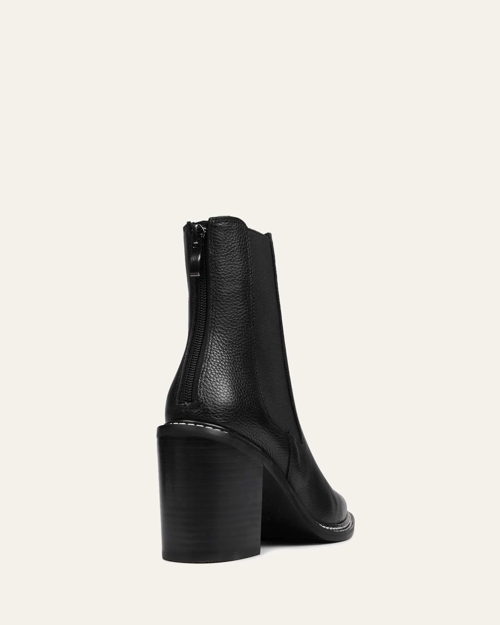 BOTTINES HAUTES DE LUXE EN CUIR NOIR