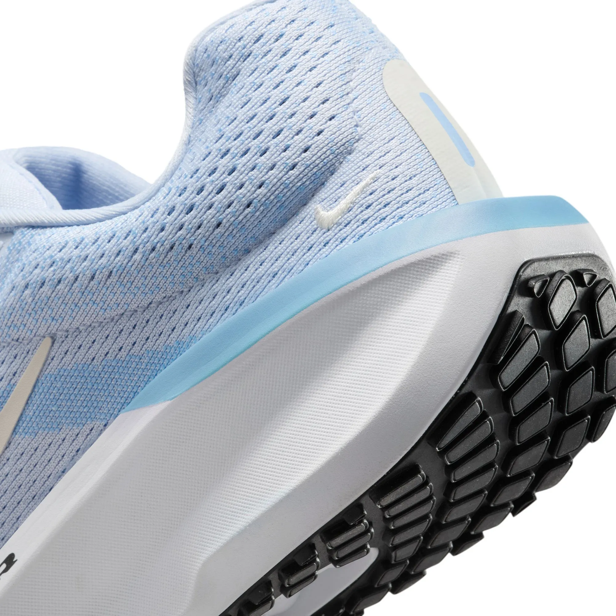 Chaussures de course sur route pour femmes Nike Winflo 11