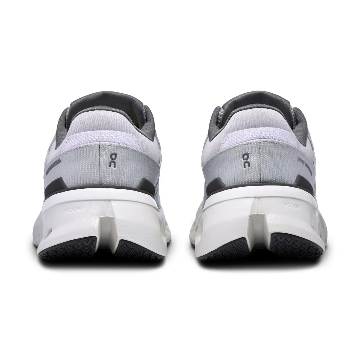 On Running Chaussures Femme Cloudrunner2 Givré/Blanc On Running