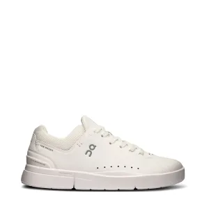 Sur la basket THE ROGER Advantage pour femmes en blanc/non teint