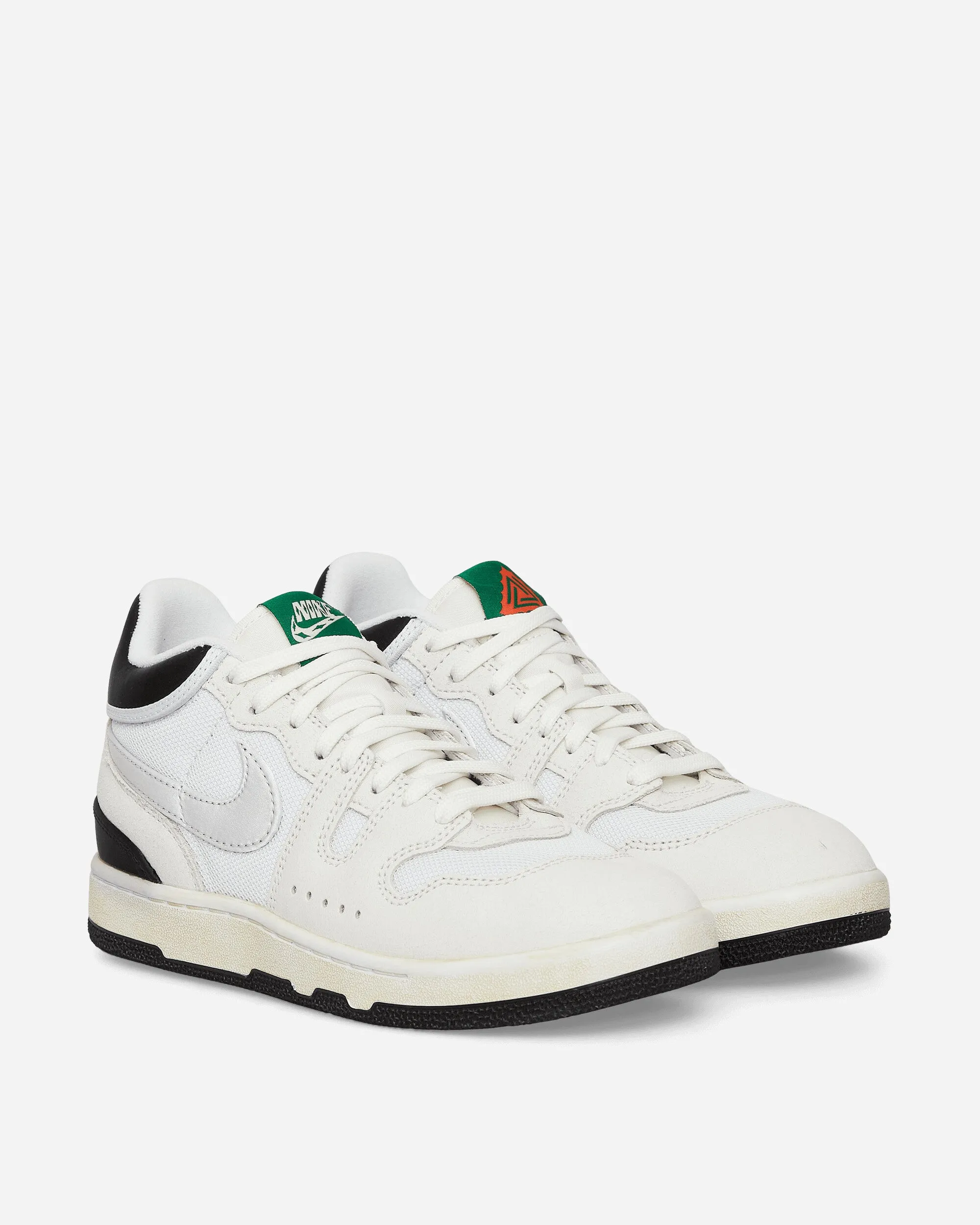 Chaussures de Sport d'Attaque de Statut Social Summit Blanc